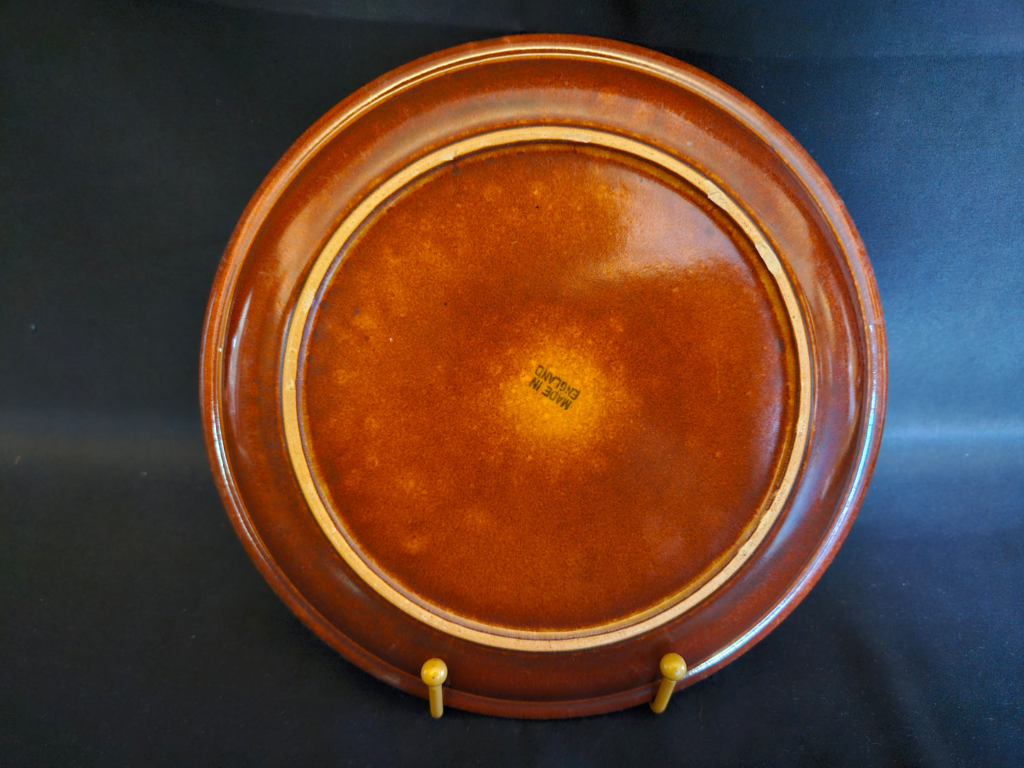 T.G. Green 'Oriel' Plate designed by Glynis Barton RCA