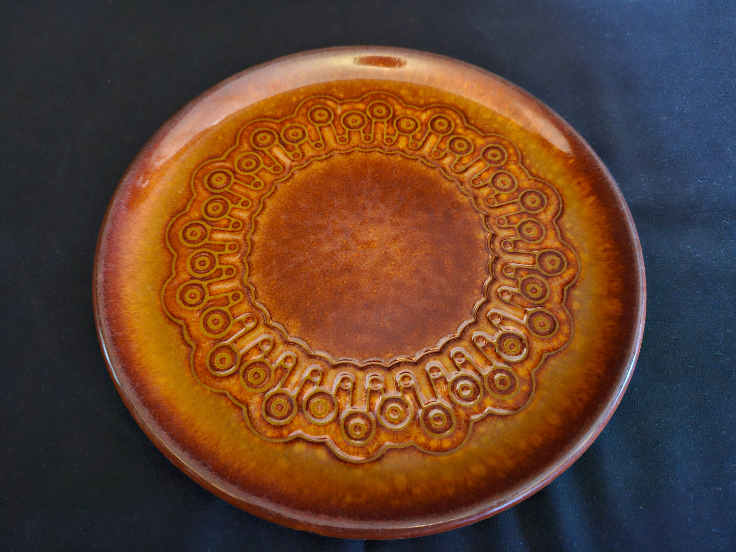 T.G. Green 'Oriel' Plate designed by Glynis Barton RCA