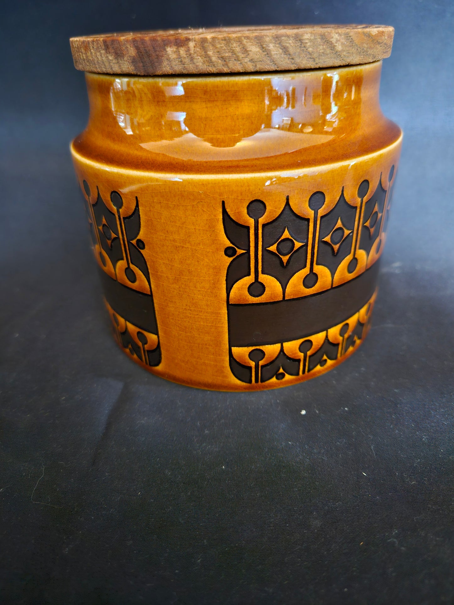 Hornsea Heirloom Tea Jar