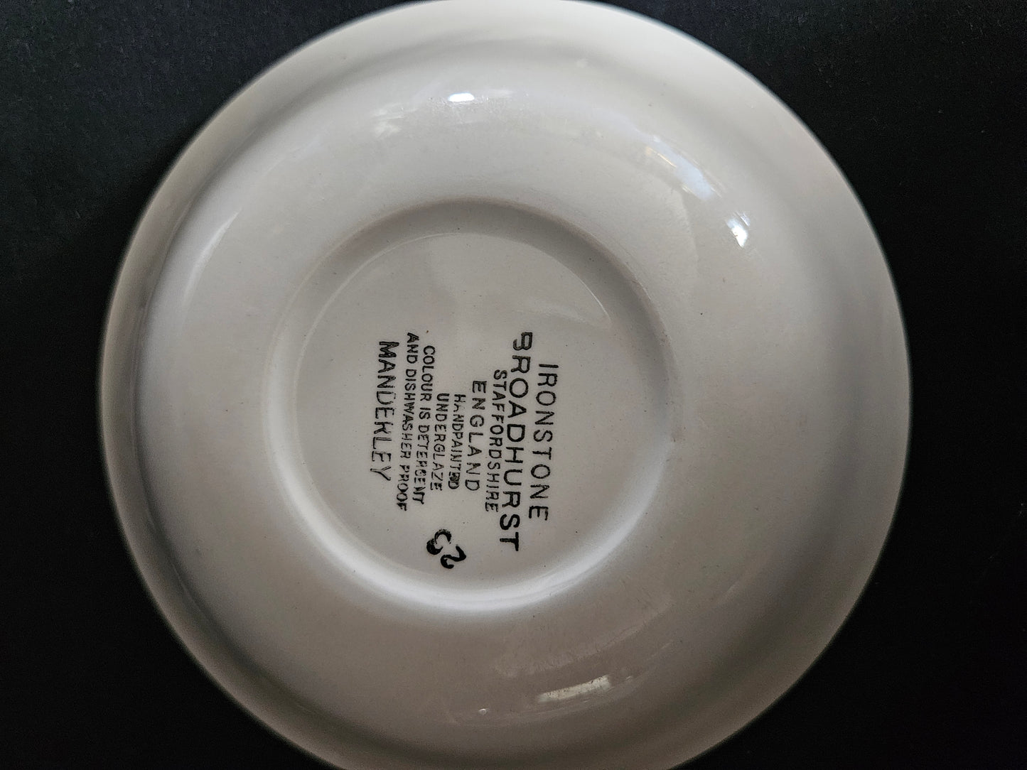 Kathie Winkle Manderley Bowls X3
