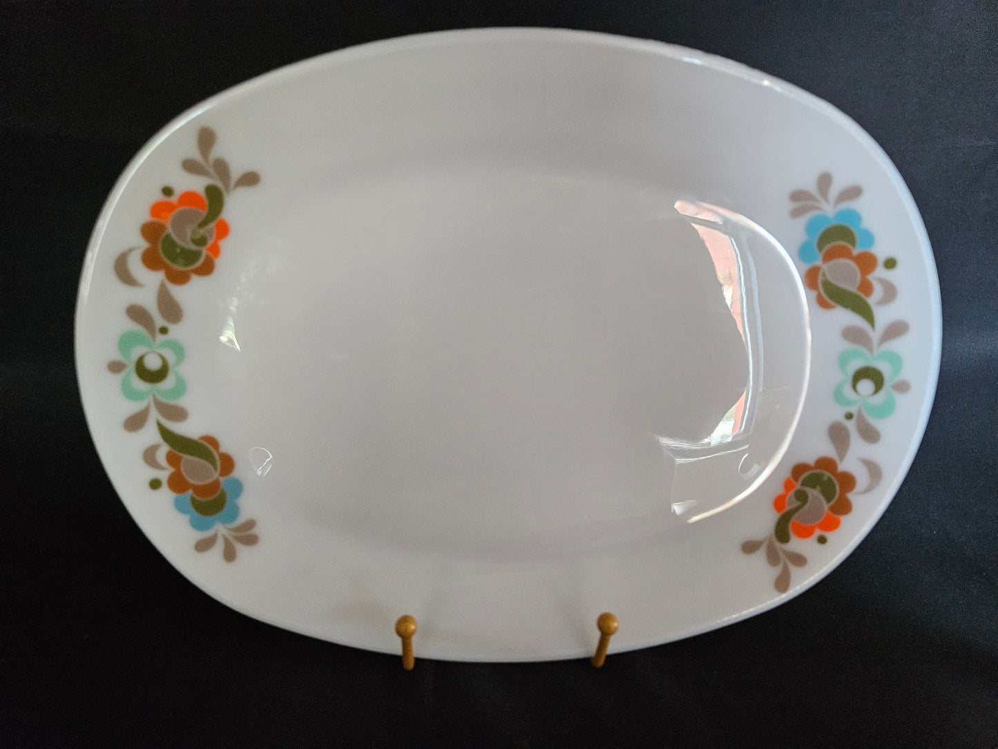 6 Pyrex Carnaby Steak Plates
