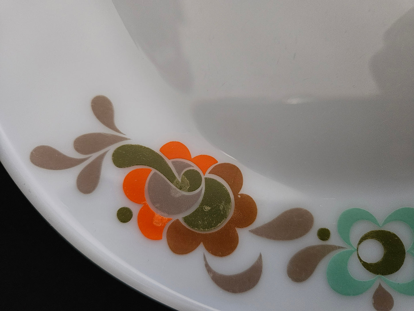 6 Pyrex Carnaby Steak Plates