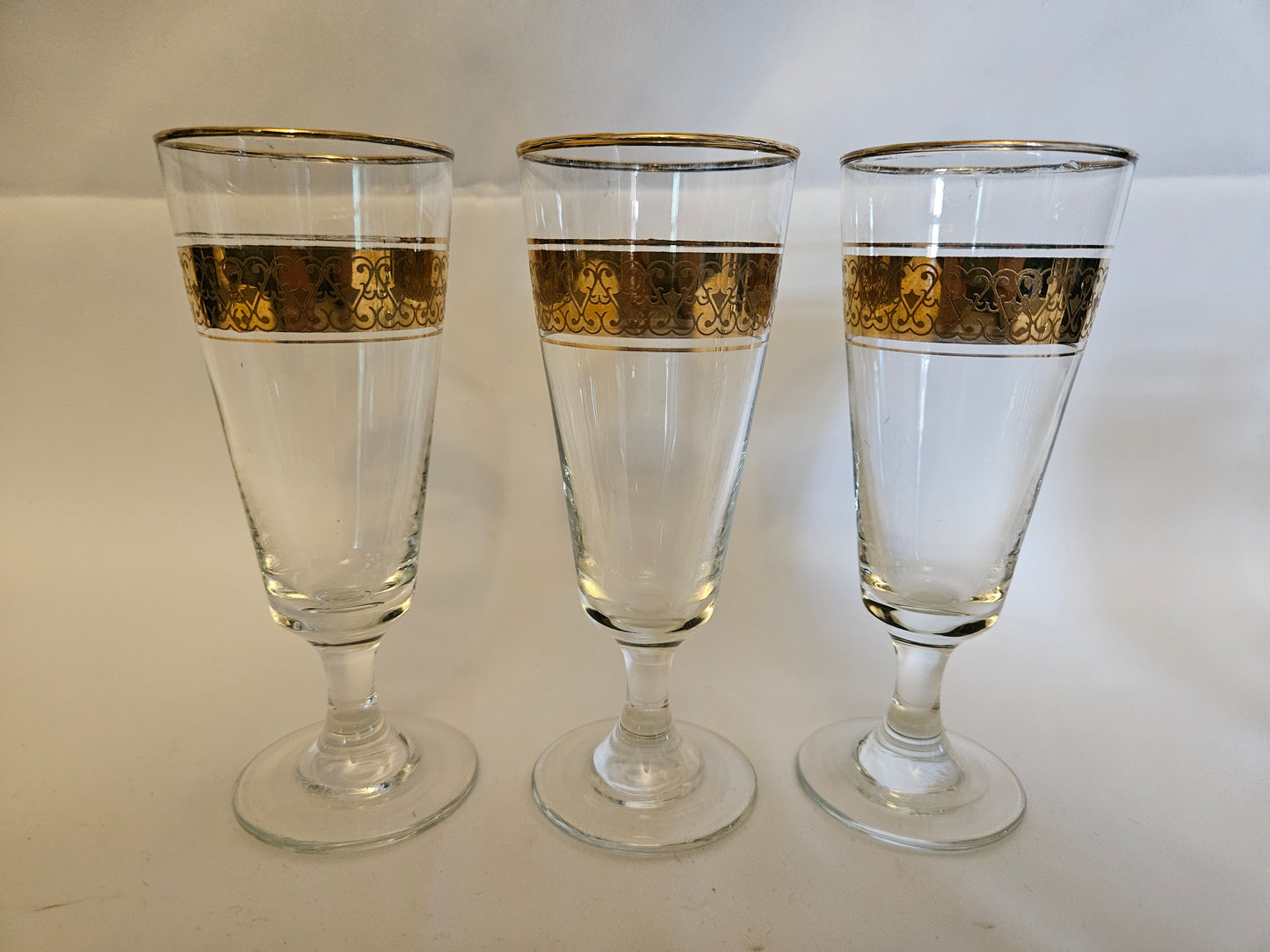 6 Gold Banded Wine Glasses Champagne Flutes