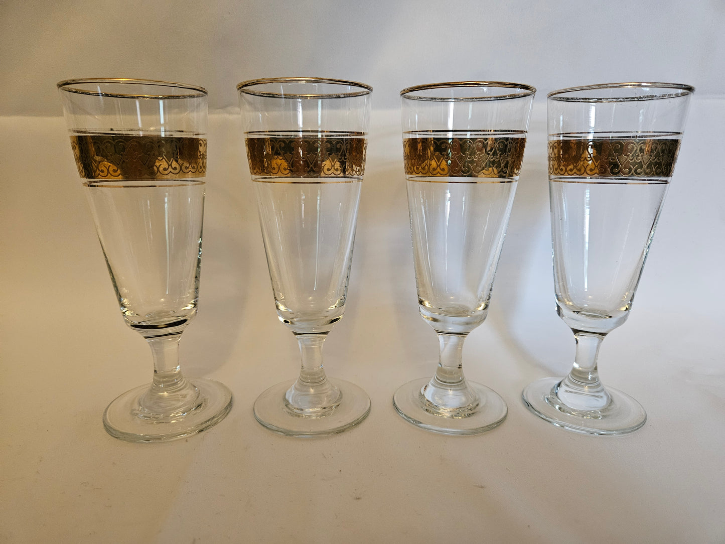 6 Gold Banded Wine Glasses Champagne Flutes