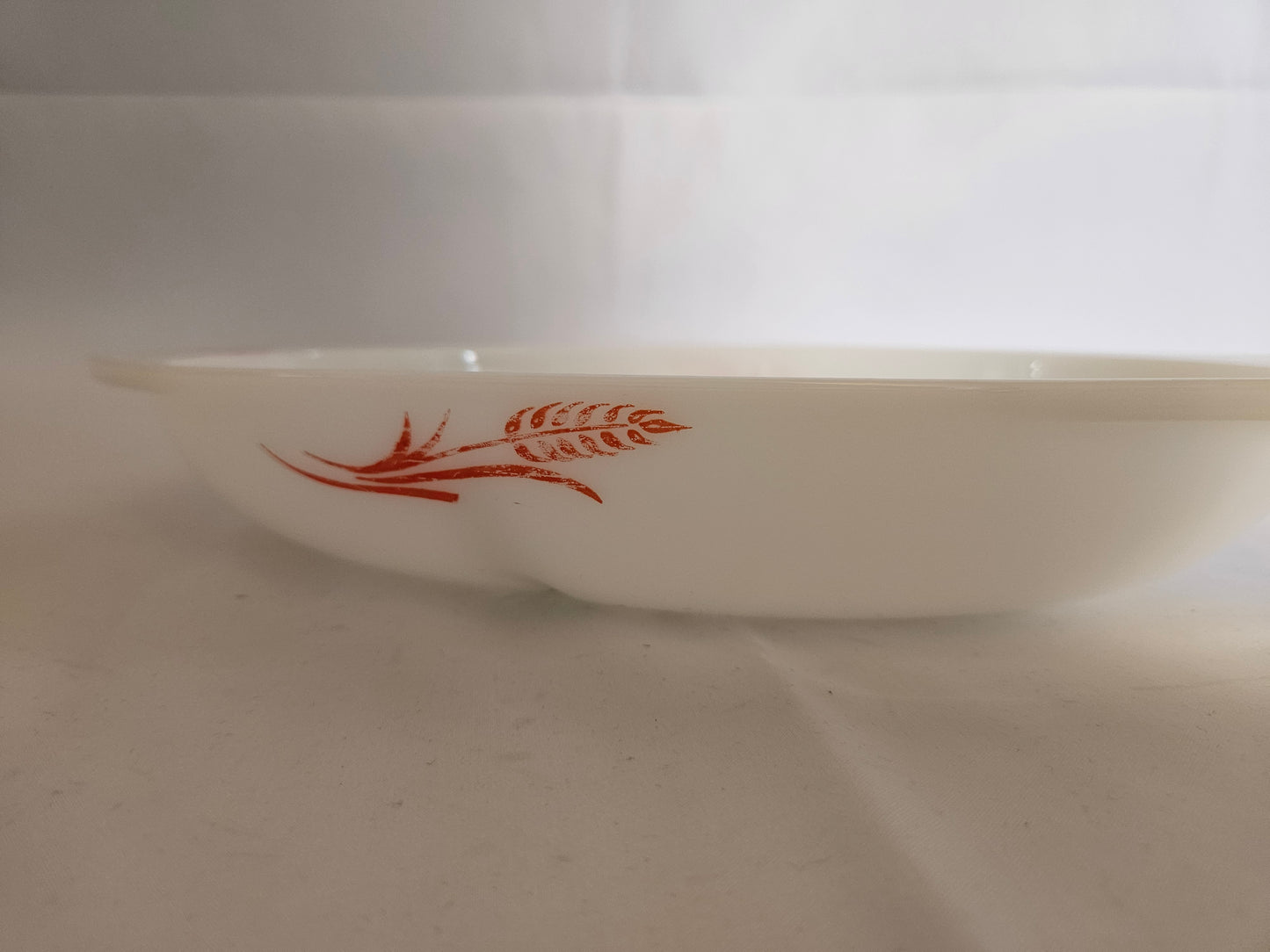 Pyrex Red Wheat Divided Dish
