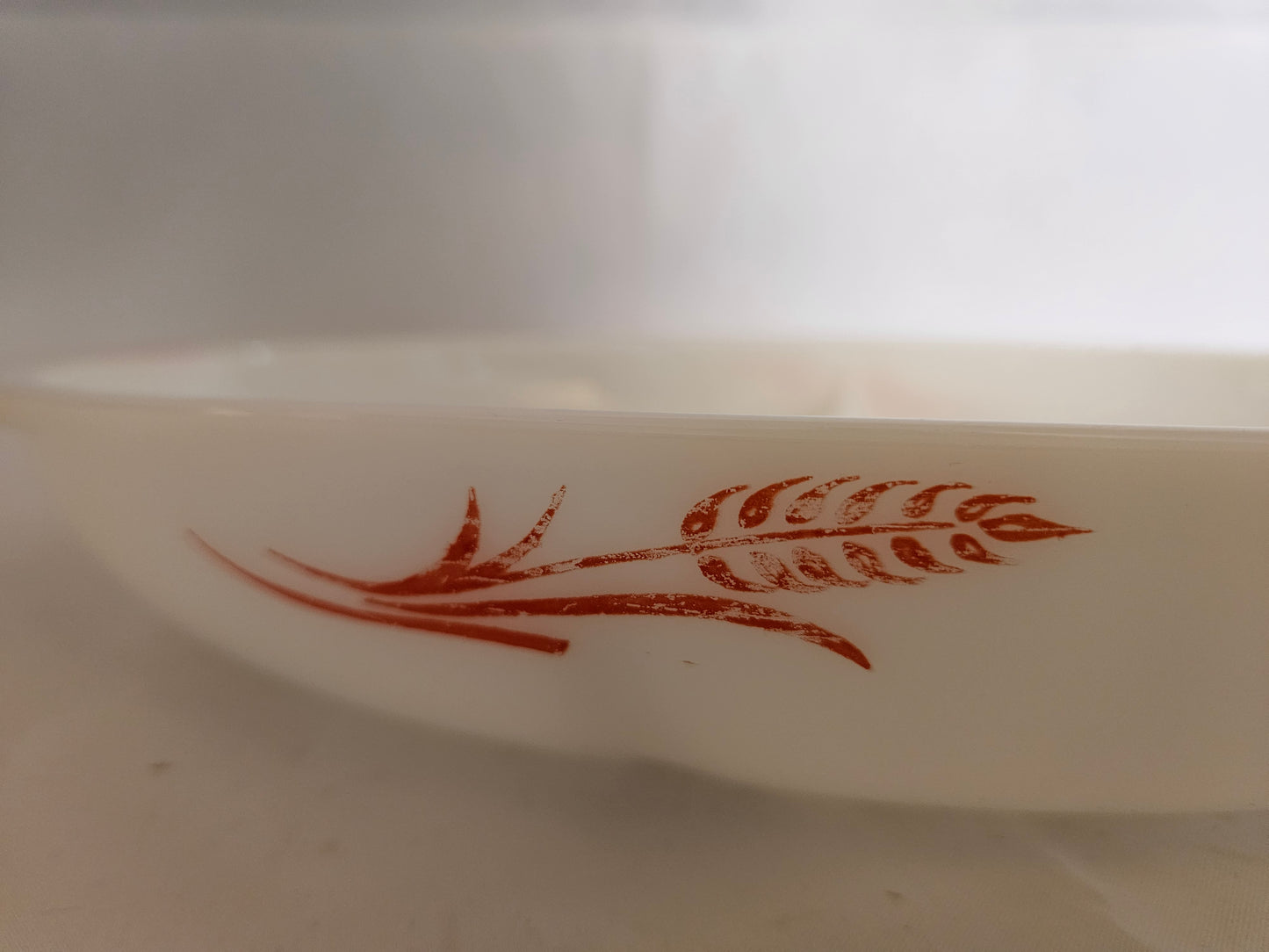 Pyrex Red Wheat Divided Dish