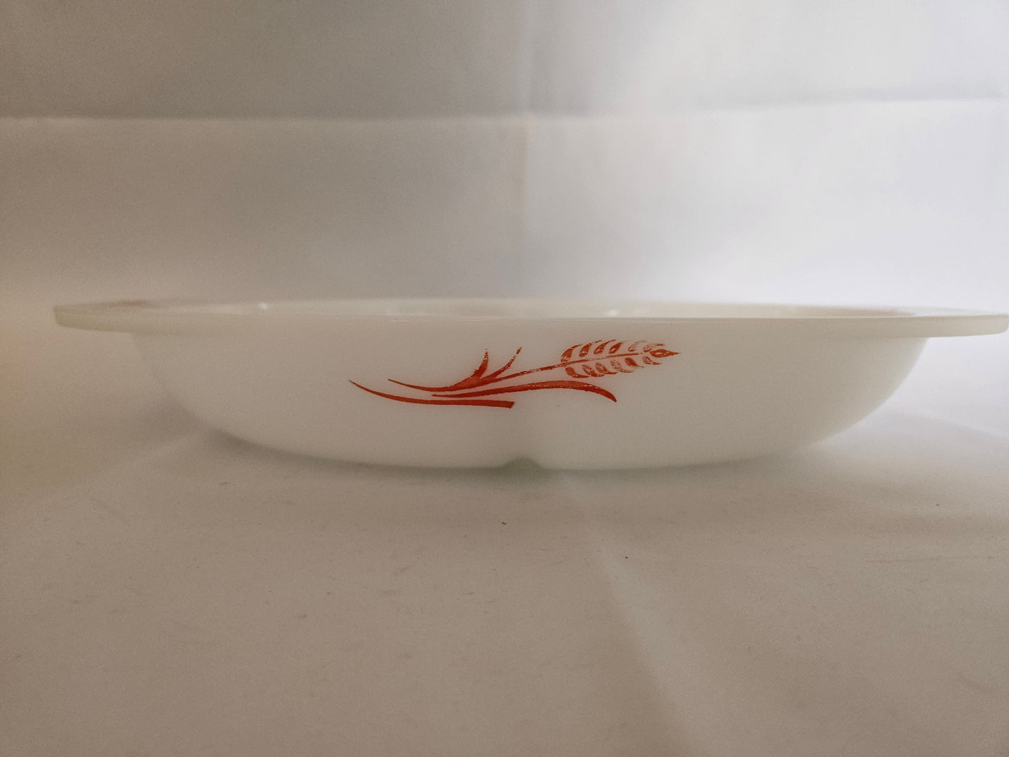 Pyrex Red Wheat Divided Dish