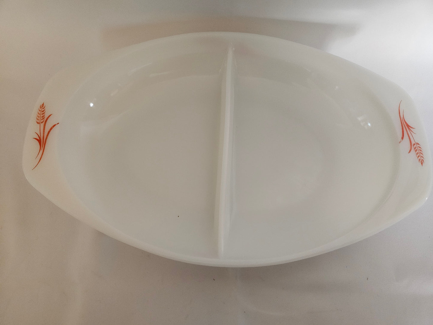 Pyrex Red Wheat Divided Dish