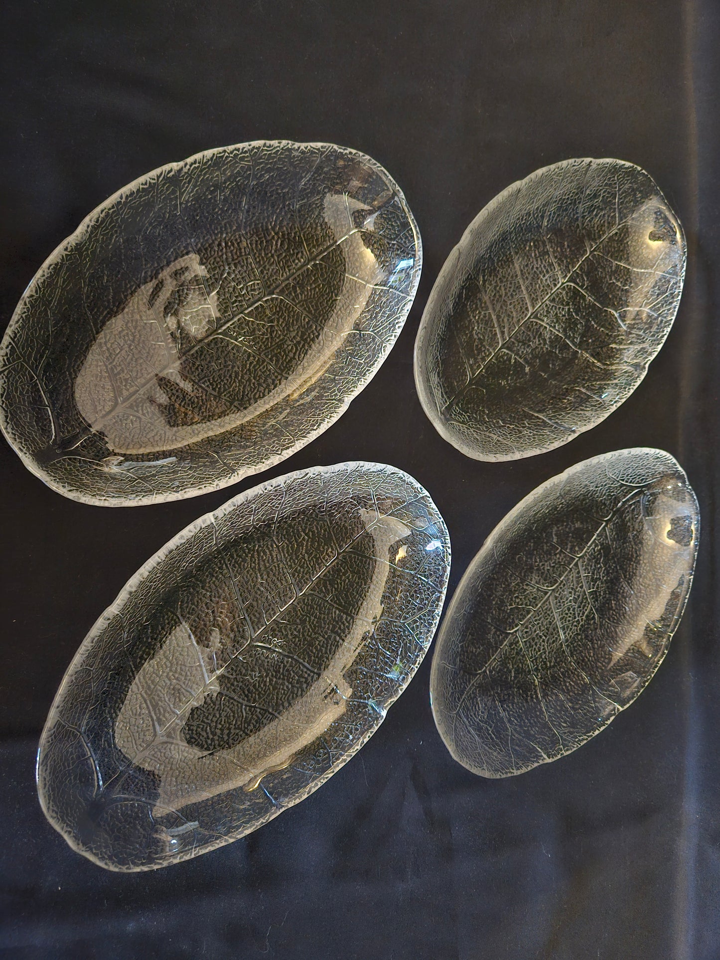 Arcoroc Aspen Leaf Pattern Small Dishes X4