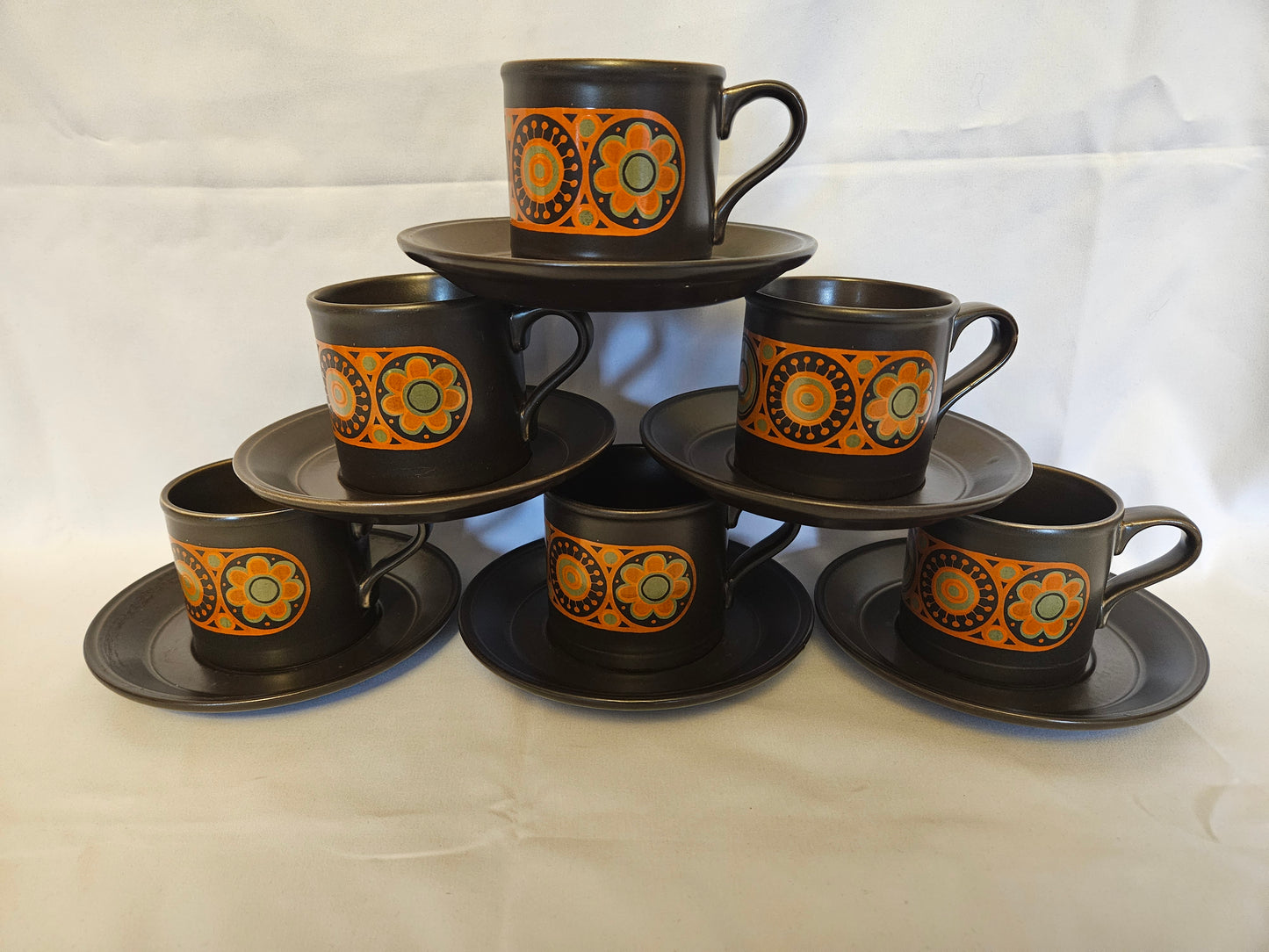 Kiln Craft Hermes Cups and Saucers X6