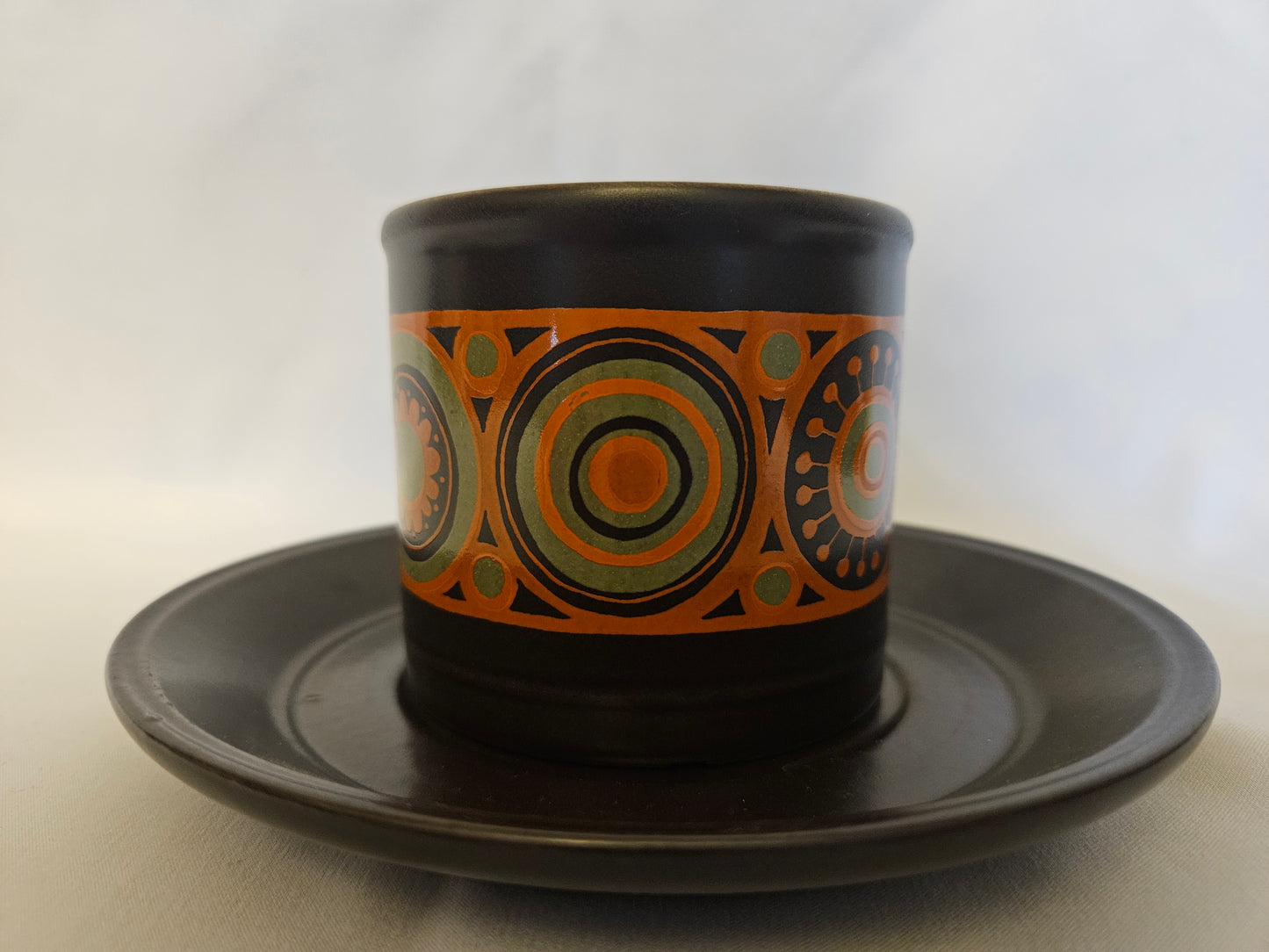 Kiln Craft Hermes Cups and Saucers X6