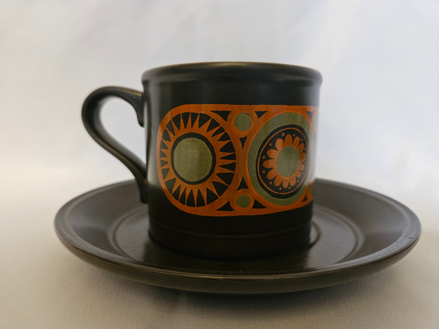 Kiln Craft Hermes Cups and Saucers X6