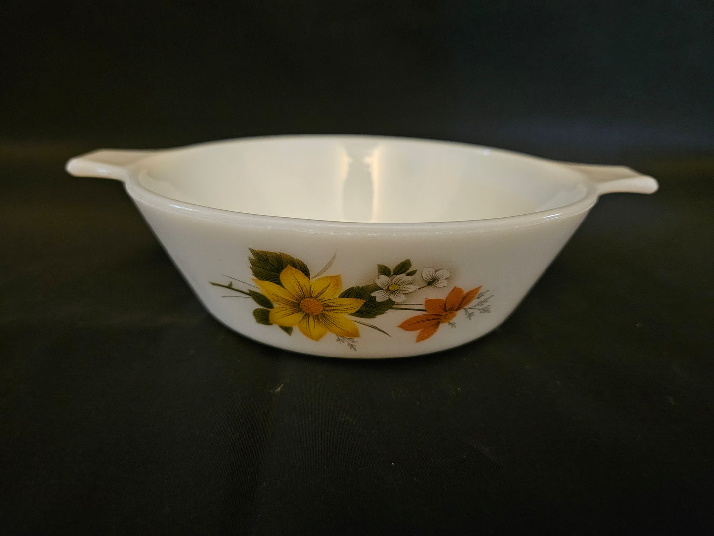 4 Vintage Pyrex Autumn Glory Handled Soup Bowls