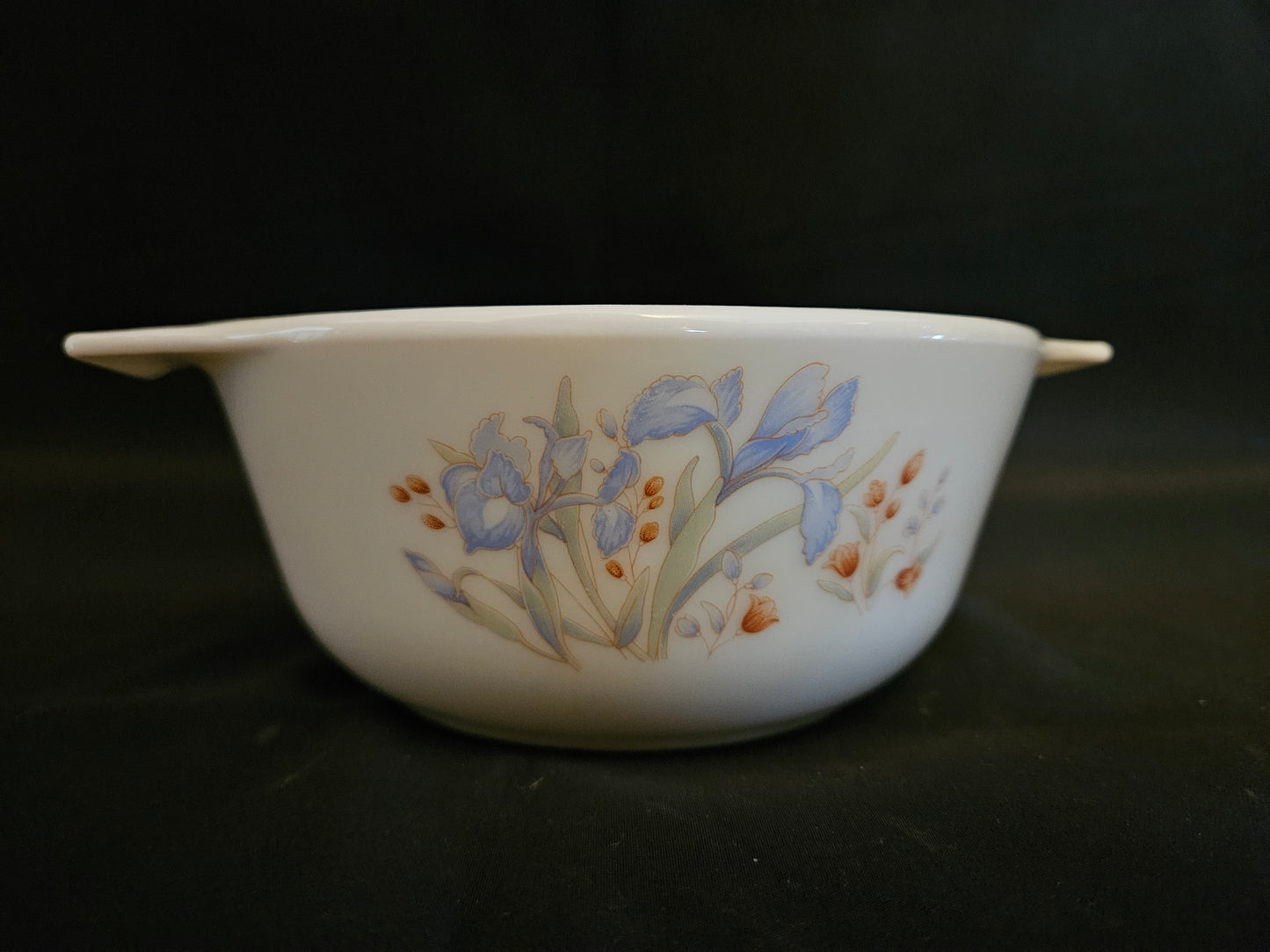 Pyrex Blue Iris Small Casserole