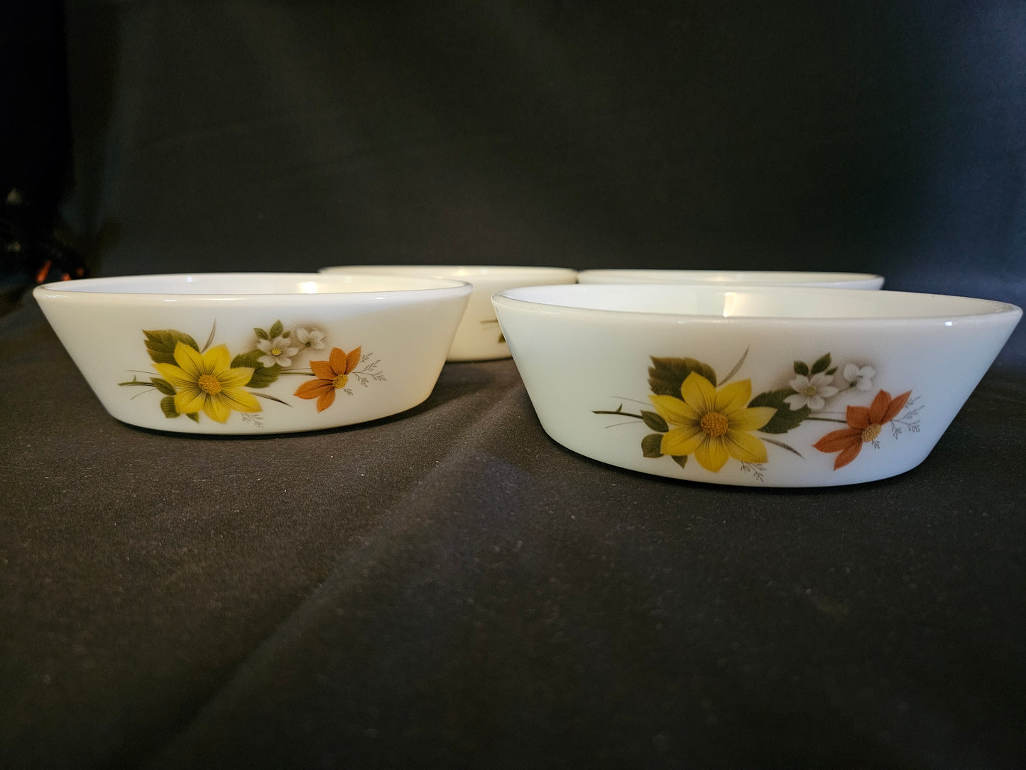 4 Vintage Pyrex Autumn Glory Cereal Bowls