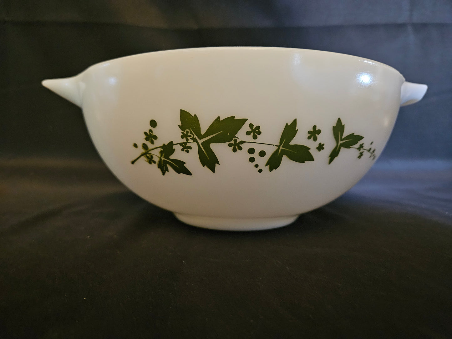 Pyrex Cinderella Mixing Bowl Green Hawthorn