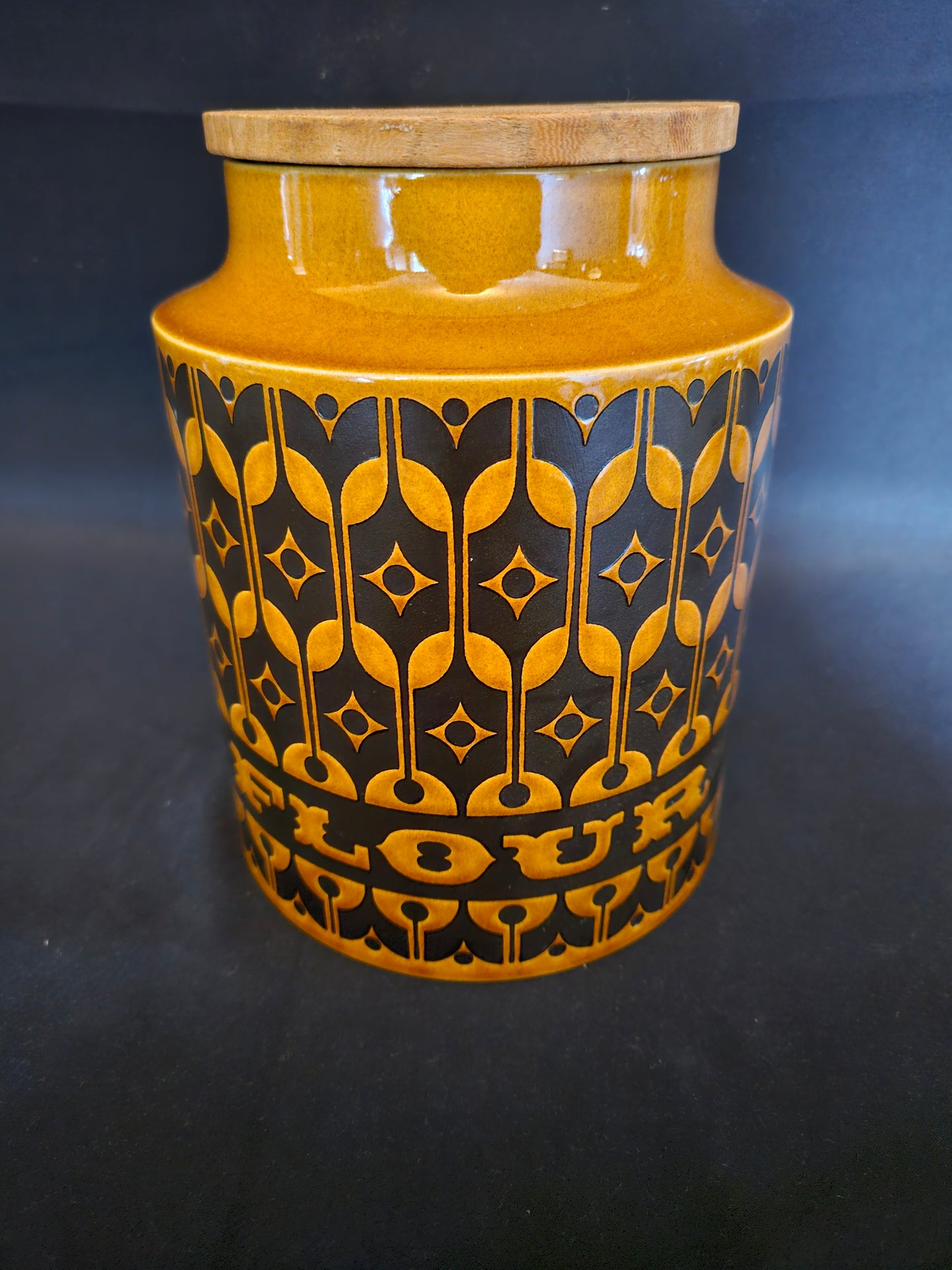 Hornsea Heirloom Flour Jar