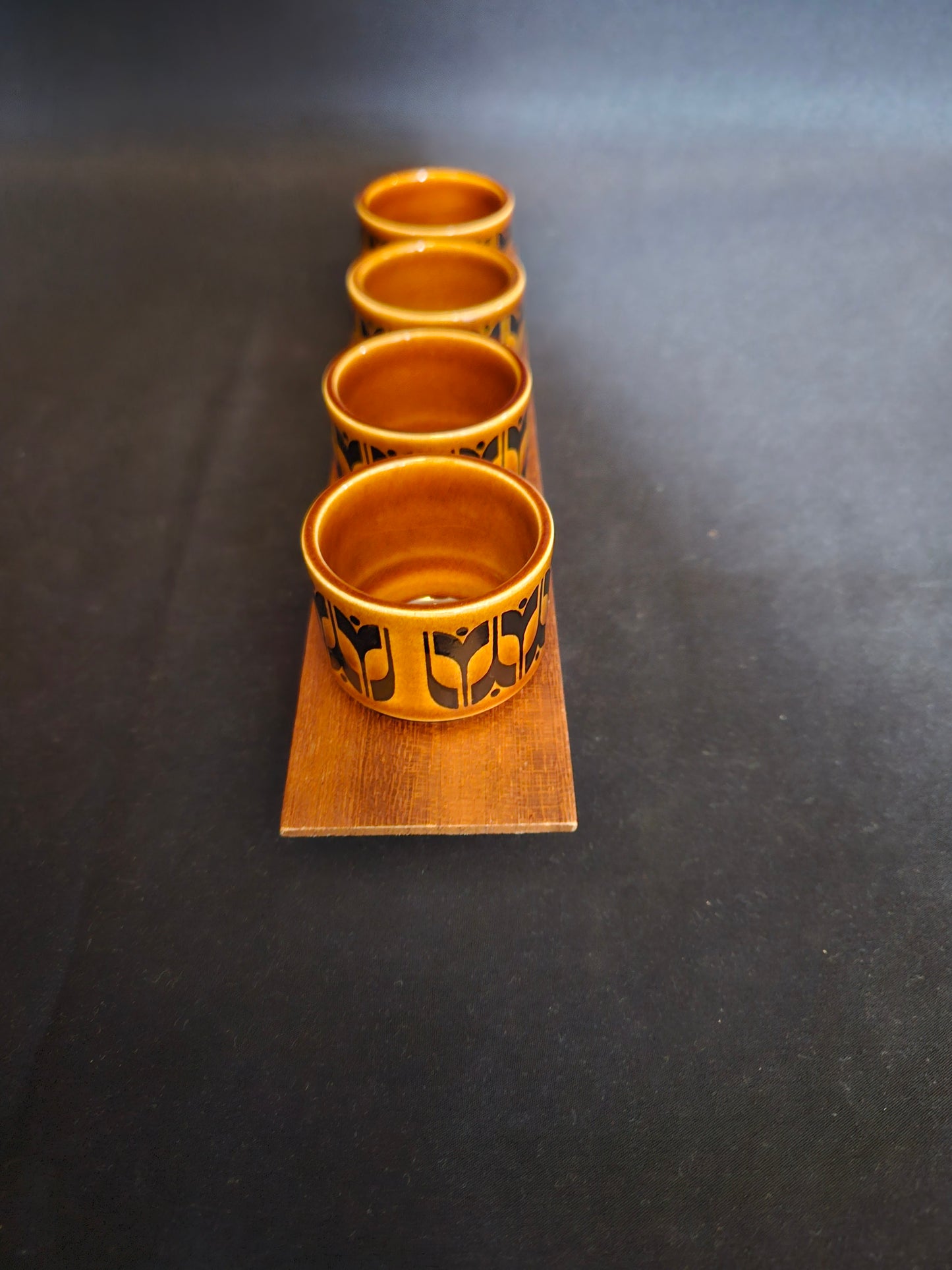 Hornsea Heirloom 4 Egg Cups and Holder