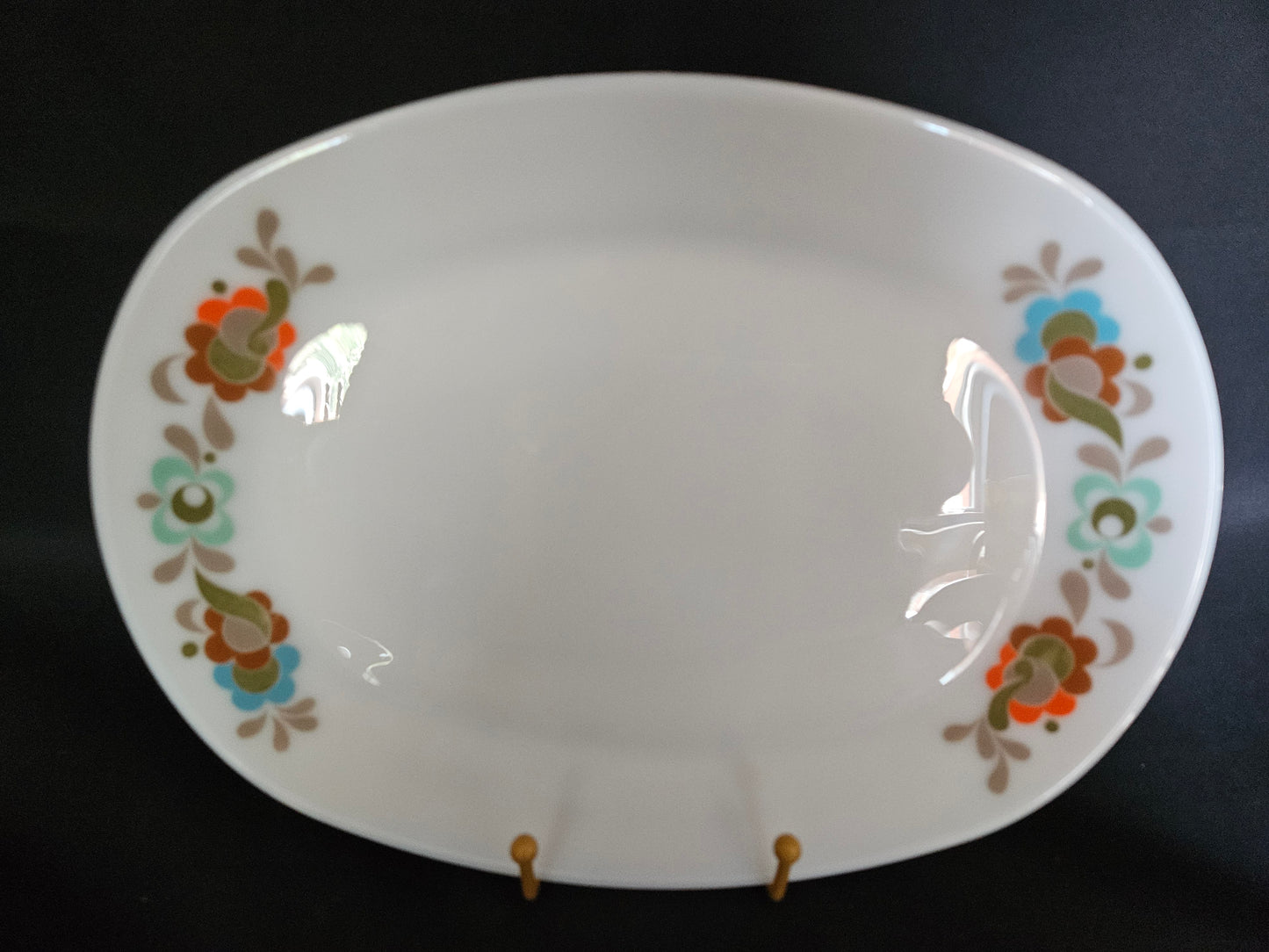 6 Pyrex Carnaby Steak Plates