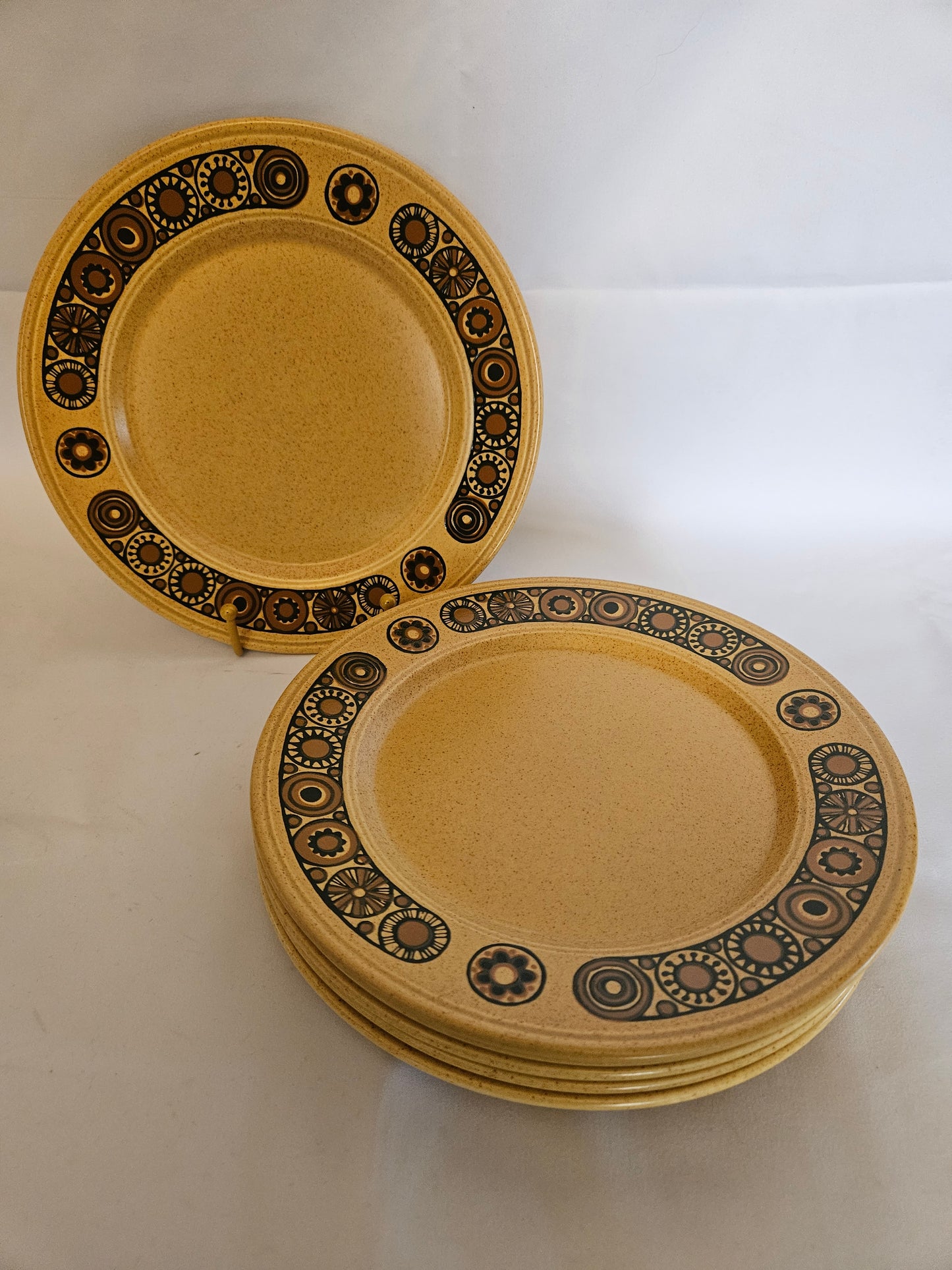 6 Kilncraft Bacchus 9" Salad Plates