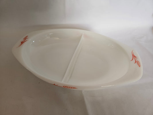 Pyrex Red Wheat Divided Dish