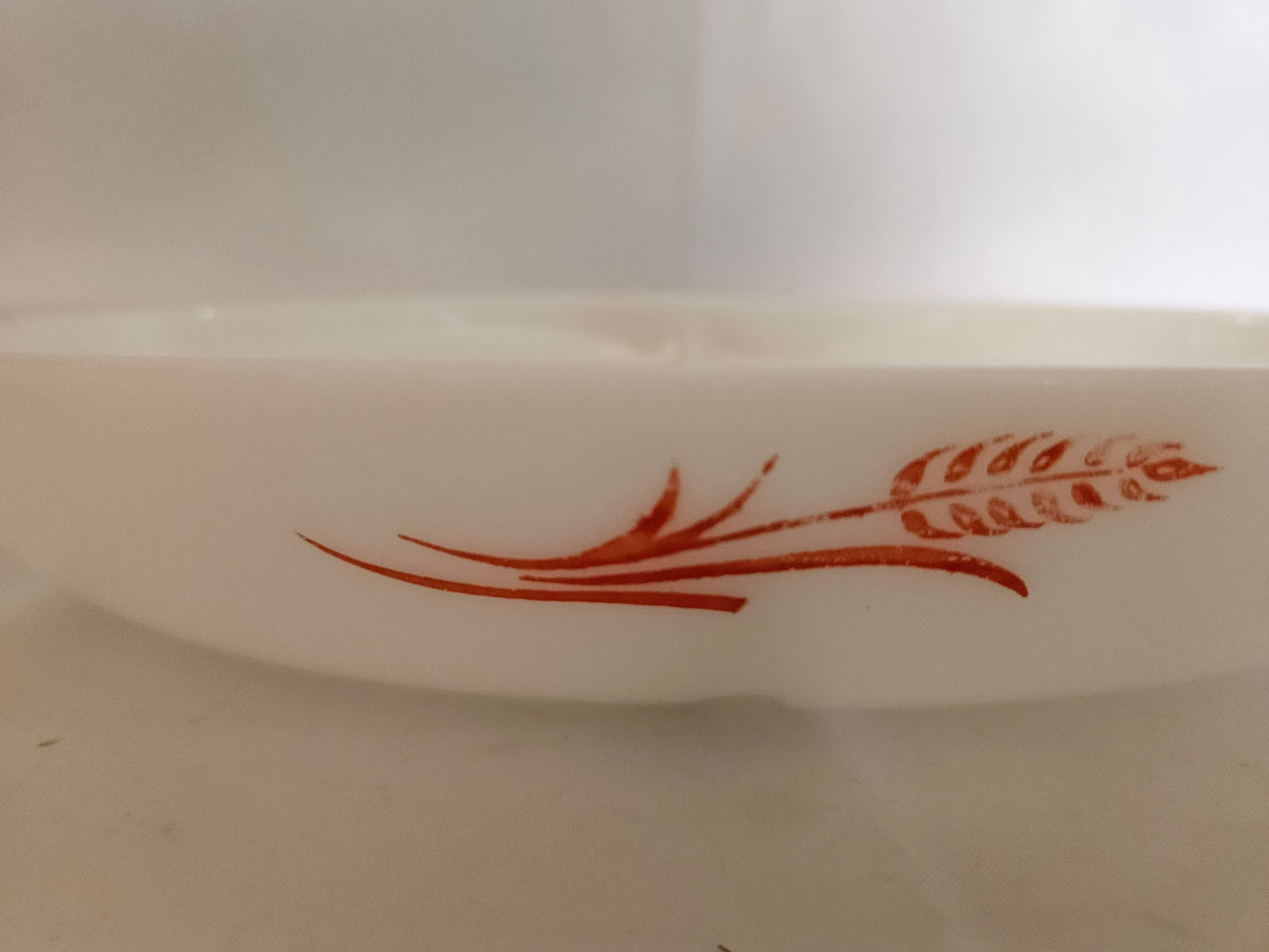 Pyrex Red Wheat Divided Dish