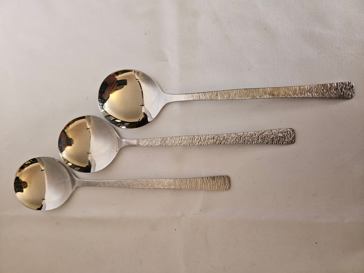 6 Viners Studio Pattern Soup Spoons