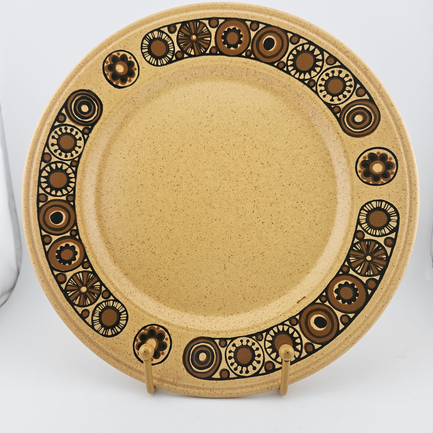 6 Kiln Craft Bacchus Dinner Plates