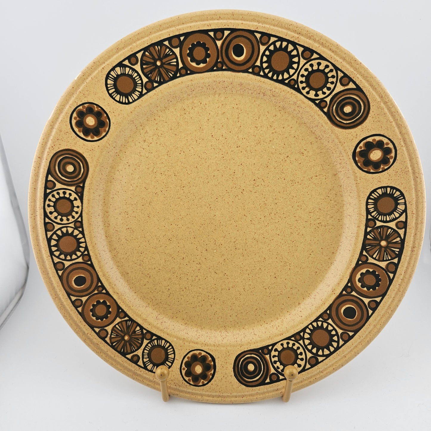 6 Kiln Craft Bacchus Dinner Plates