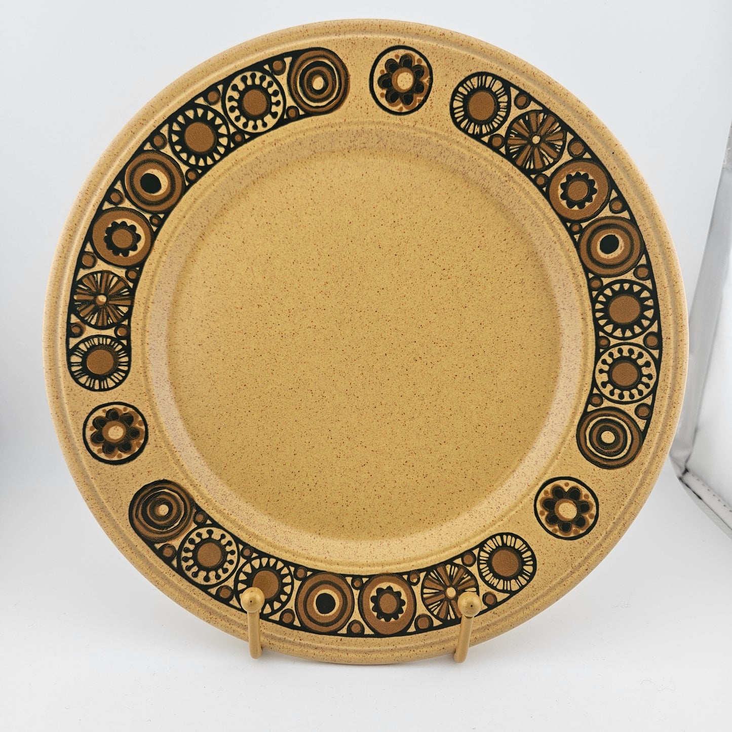 6 Kiln Craft Bacchus Dinner Plates